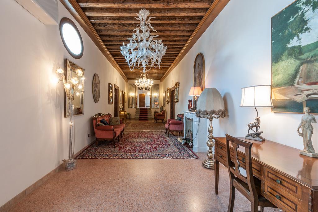 Palazzo Della Torre Apartment Venesia Bagian luar foto