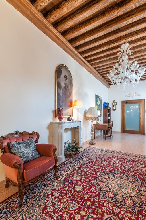 Palazzo Della Torre Apartment Venesia Bagian luar foto