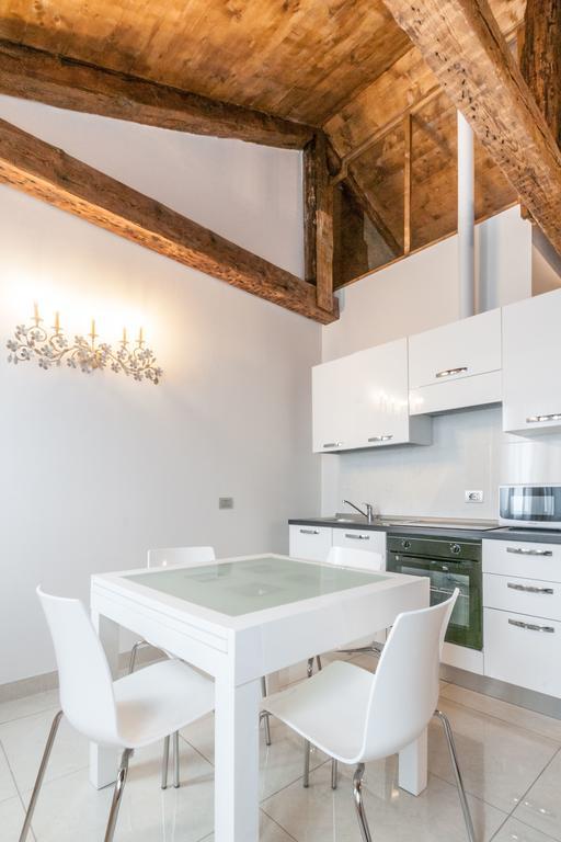 Palazzo Della Torre Apartment Venesia Bagian luar foto