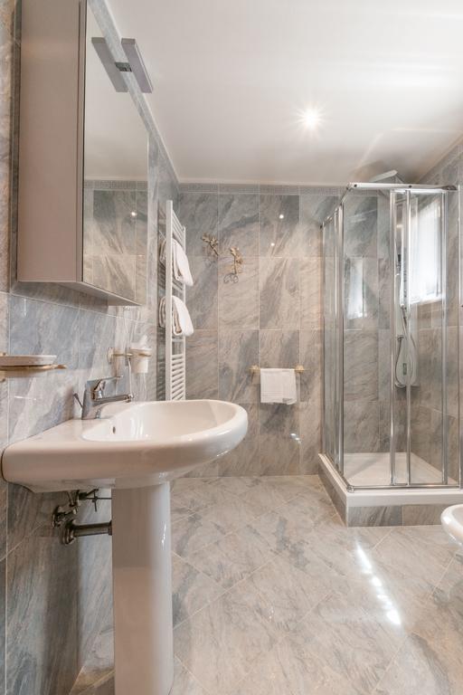 Palazzo Della Torre Apartment Venesia Bagian luar foto