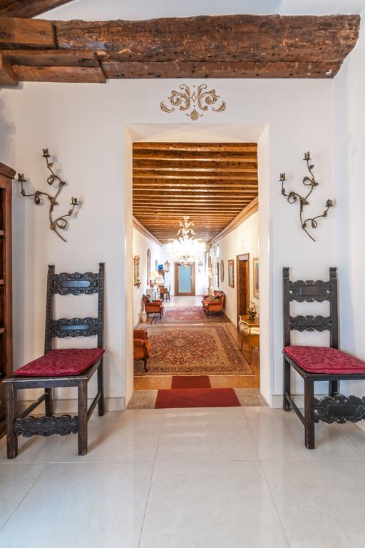 Palazzo Della Torre Apartment Venesia Bagian luar foto